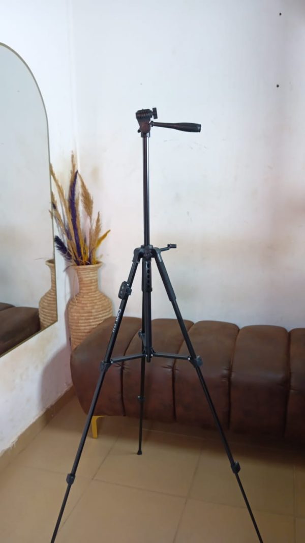 5ft tripod